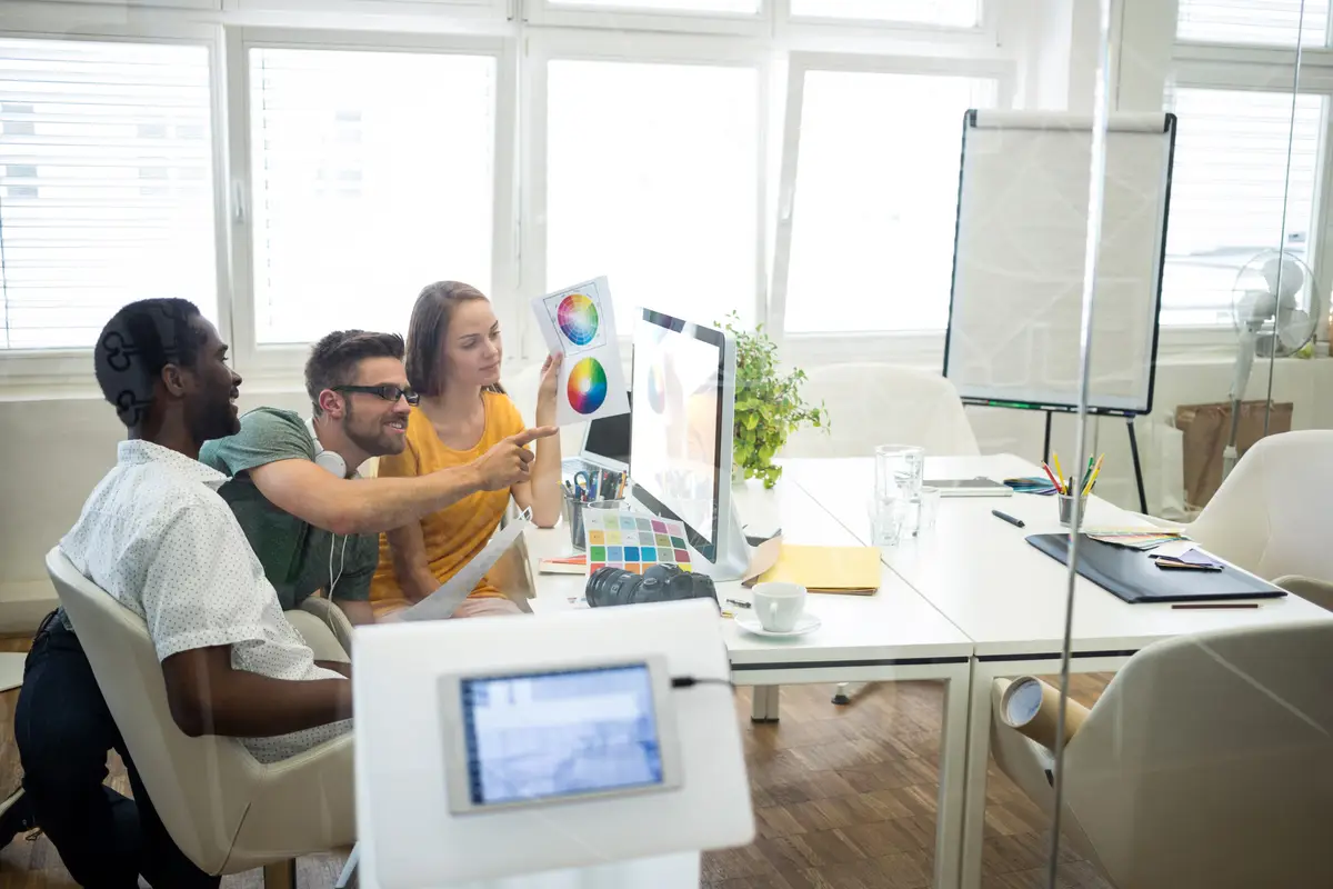 L'équipe Yoco en pleine collaboration